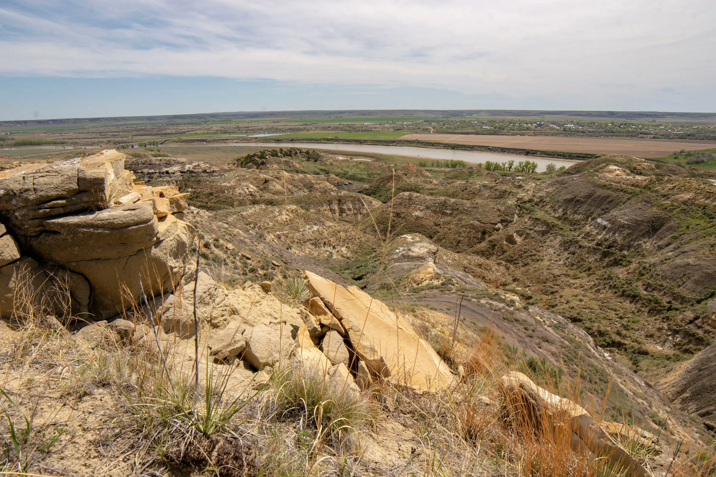 Sandstone caprock on a badlands ridge above Terry, looking out over gullies to the Yellowstone valley